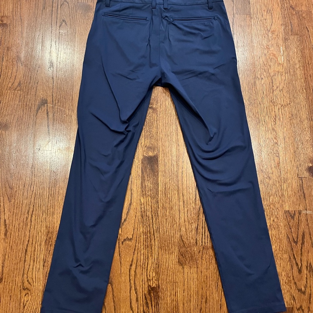 Rhône commuter slim pant - true navy